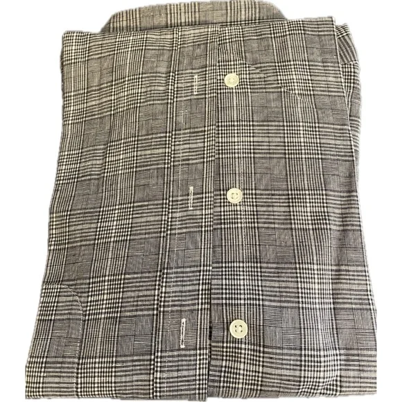 John Ashford 85% cotton 15% linen dress shirt, black plaid. - Picture 2 of 3
